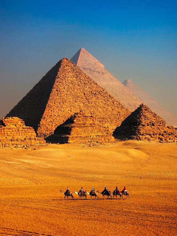Ai Cập cổ truyền luôn luôn là niềm hứng thú vô vàn của những căn nhà thực hiện phim