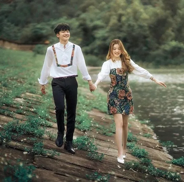phối đồ vintage cho cặp đôi