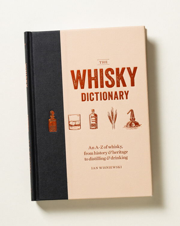 Đúng như cái tên, Whisky Dictionary là một quyển bách khoa toàn thư về Whisky