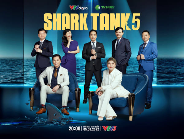 Shark Lê Hùng Anh cùng những vị “cá mập” quyền lực trong chương trình (Nguồn: Báo thanh niên)