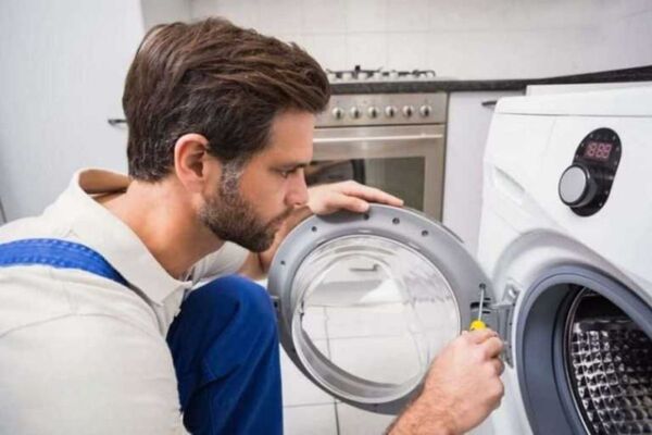 Những sự cố thường gặp khi dùng máy sấy quần áo