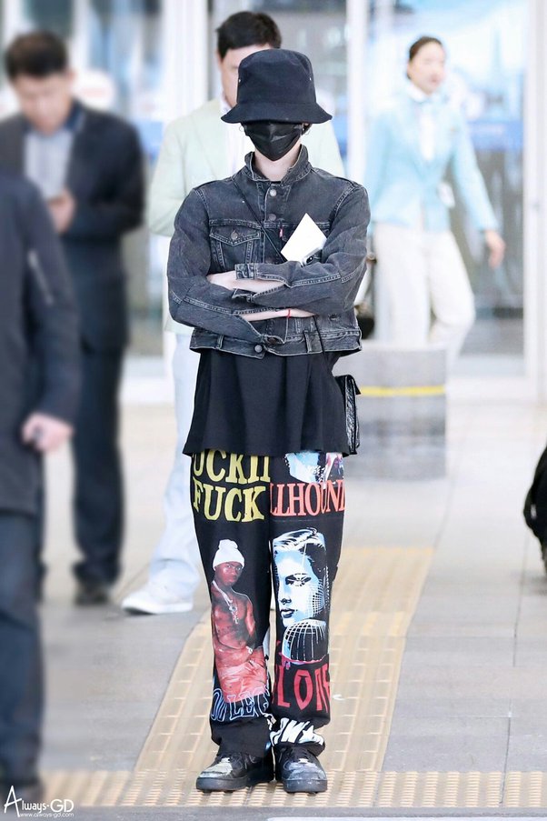 G-Dragon luôn biết cách làm nổi bật bộ đồ của mình (Nguồn: Quora) 
