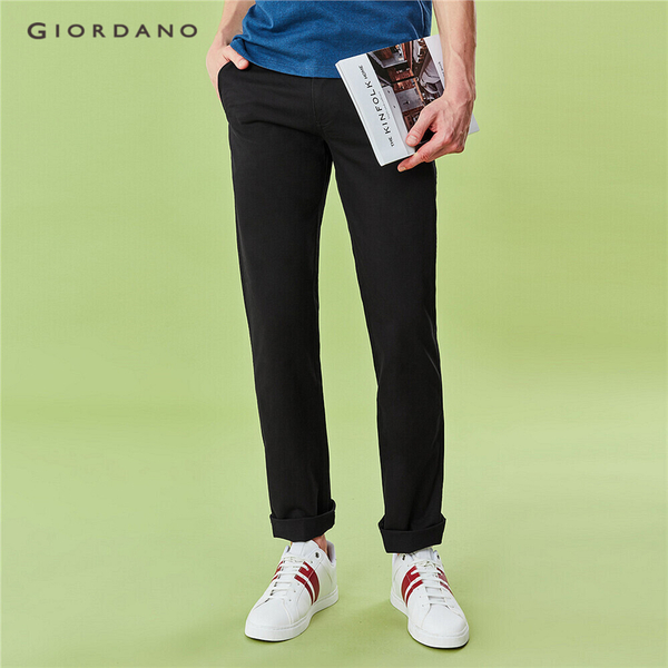 Quần kaki nam của Giordano hướng đến sự đơn giản, chất lượng và mang hơi thở hiện đại