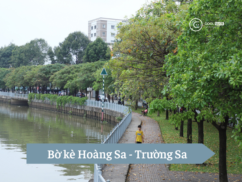 Bờ kè Hoàng Sa - Trường Sa là địa điểm chạy bộ nổi tiếng ở Sài Gòn 