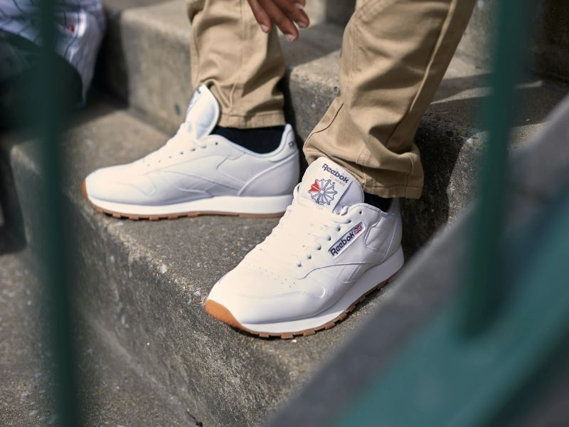 Giày trắng Reebok Classic Leather