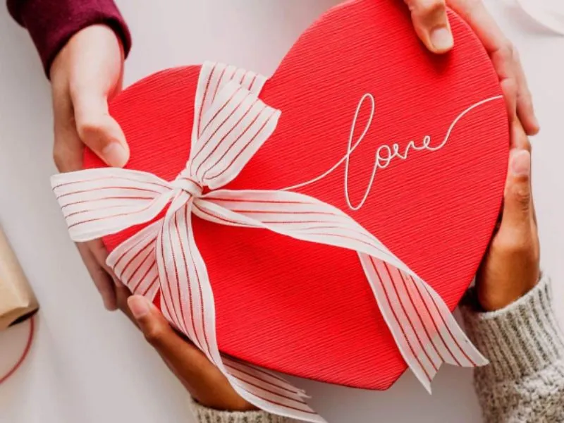 Tặng quà valentine cho nam