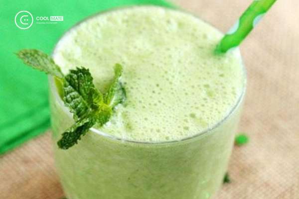 Smoothie chanh và bạc hà the mát