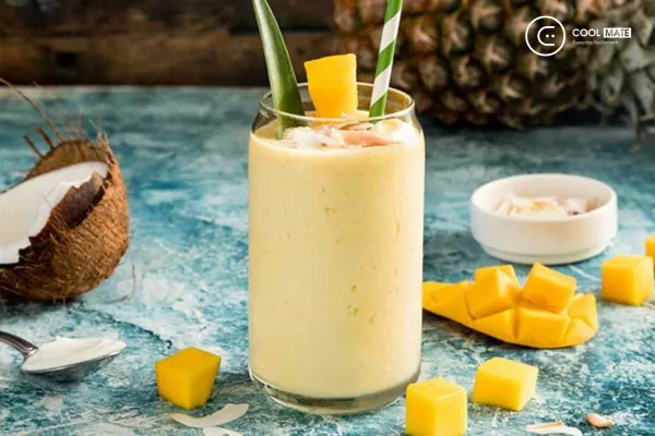 Smoothie xoài, dừa, hạt chia bổ sung dưỡng chất cho sức khỏe