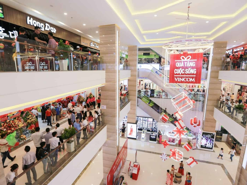 Vincom Mega Mall Royal City - điểm đến lý tưởng cho mua sắm và giải trí