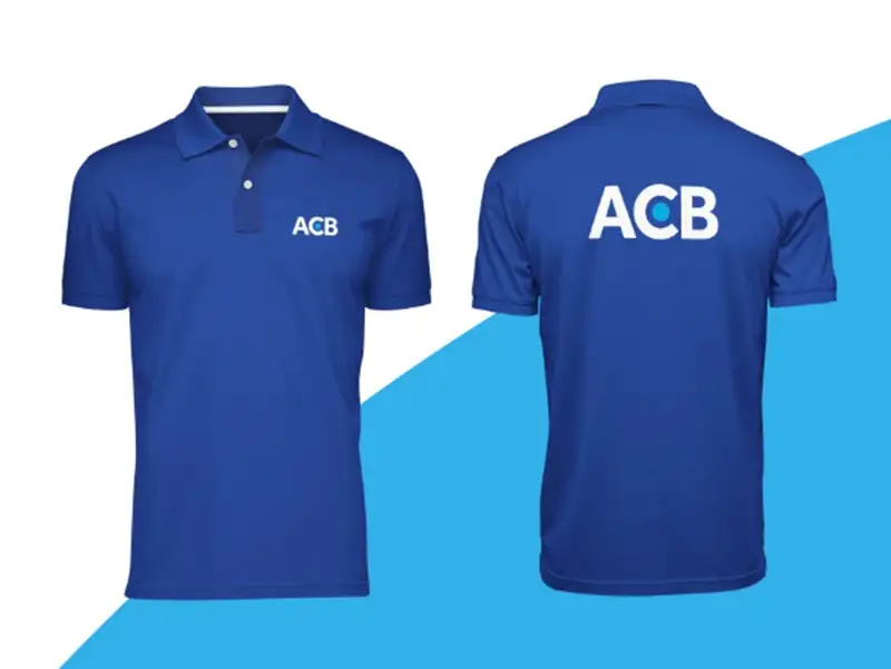 Đồng phục áo thun được thêu logo ACB nổi bật trên ngực trái