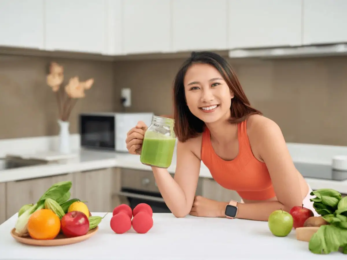 Bạn hoàn toàn có thể dùng sinh tố như một bữa phụ lành mạnh trong ngày