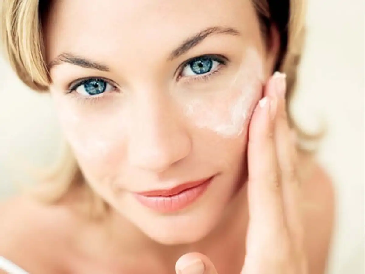 Dưỡng Ẩm Là Bước Không Thể Thiếu Khi Makeup