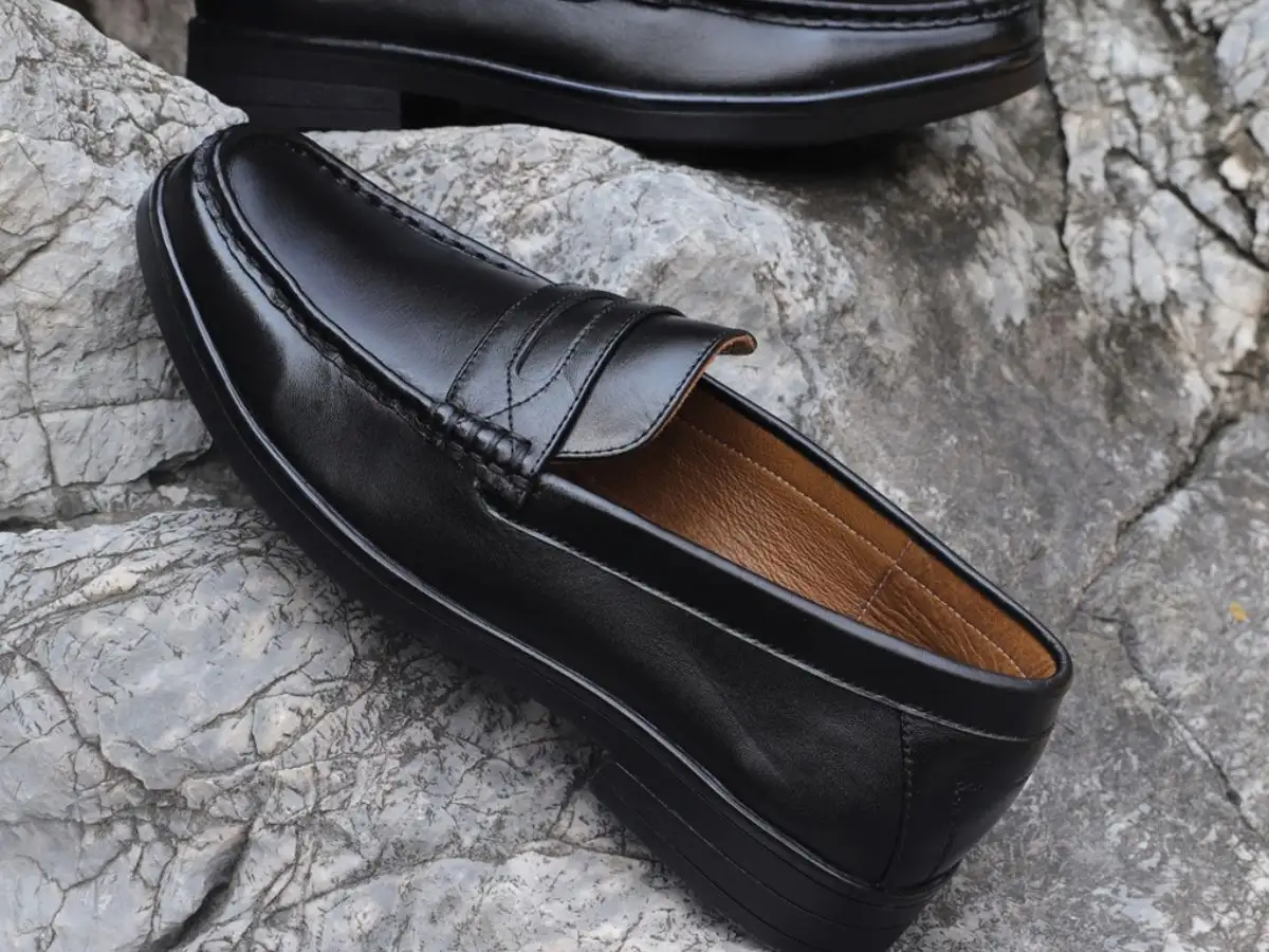  Giày Loafers là lựa chọn đem lại sự tinh tế và thoải mái
