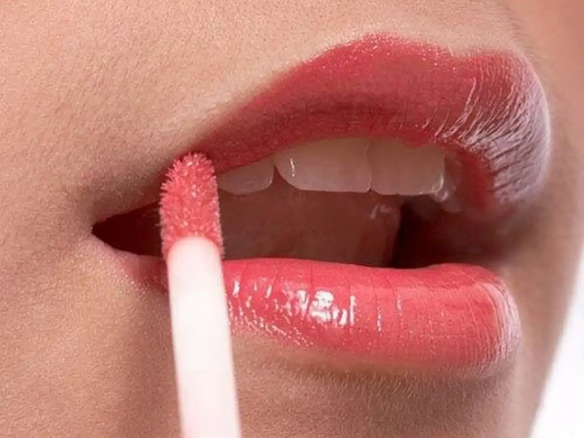 Son môi lì màu chuẩn không cần chỉnh