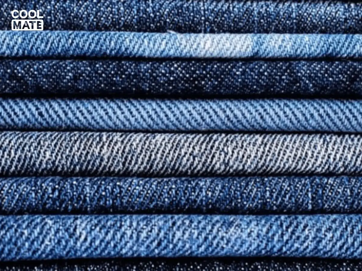 Xác định loại vải denim để chọn nhiệt độ ủi phù hợp, giúp bảo vệ form dáng và độ bền cho quần jean của bạn