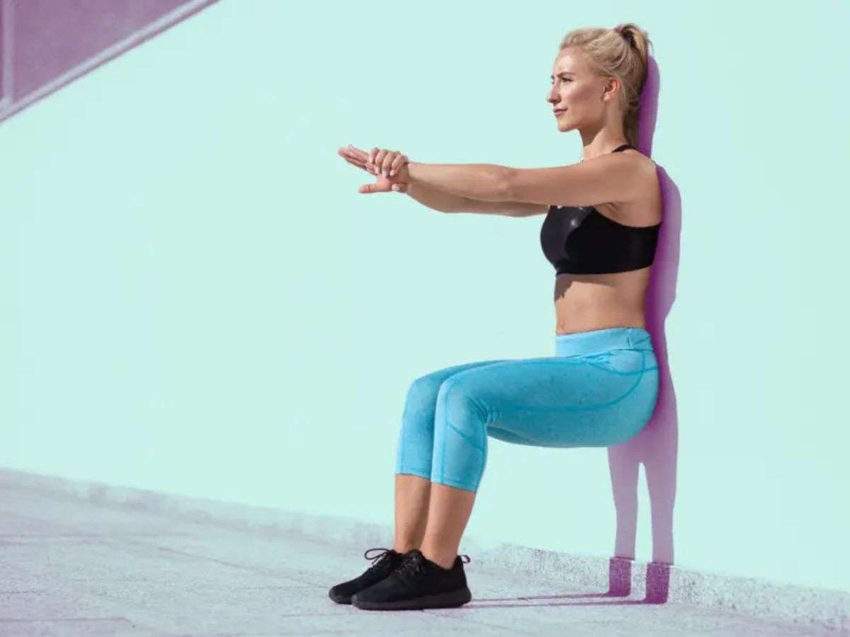Wall Sit là bài tập isometric giúp tăng sức bền cơ đùi
