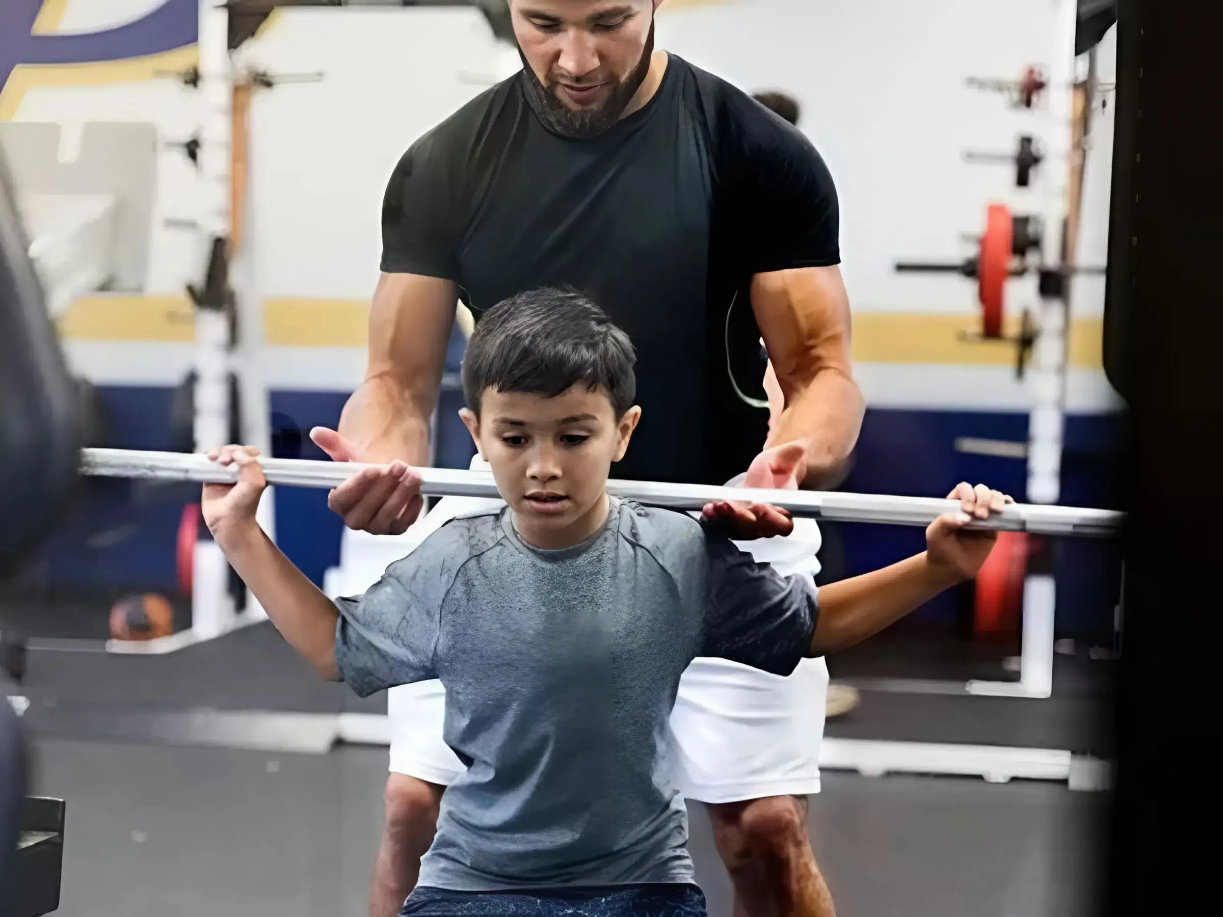 Vậy tuổi nào là thích hợp nhất để bắt đầu tập gym?