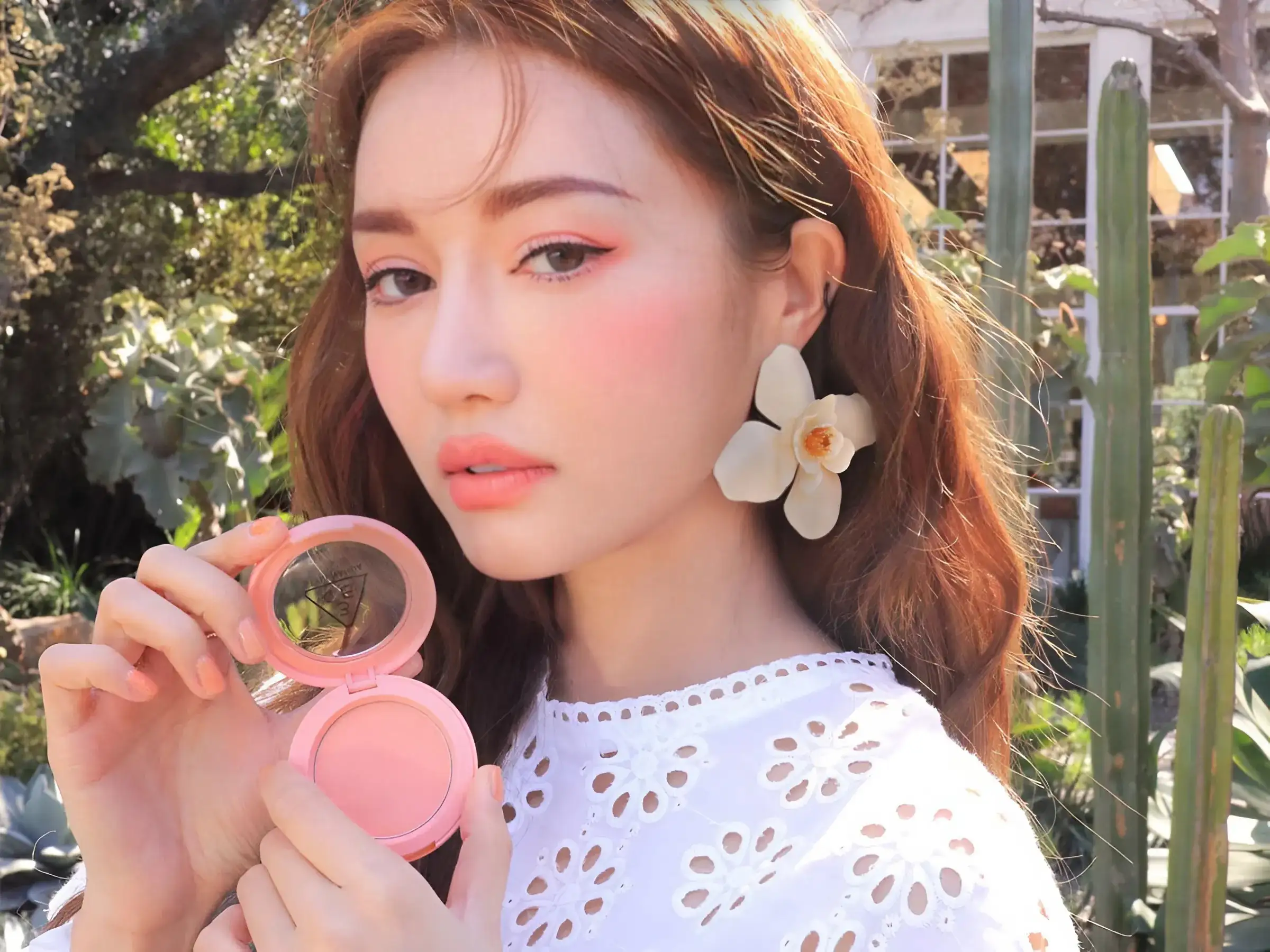 Tại sao cần chọn phấn má chuẩn?