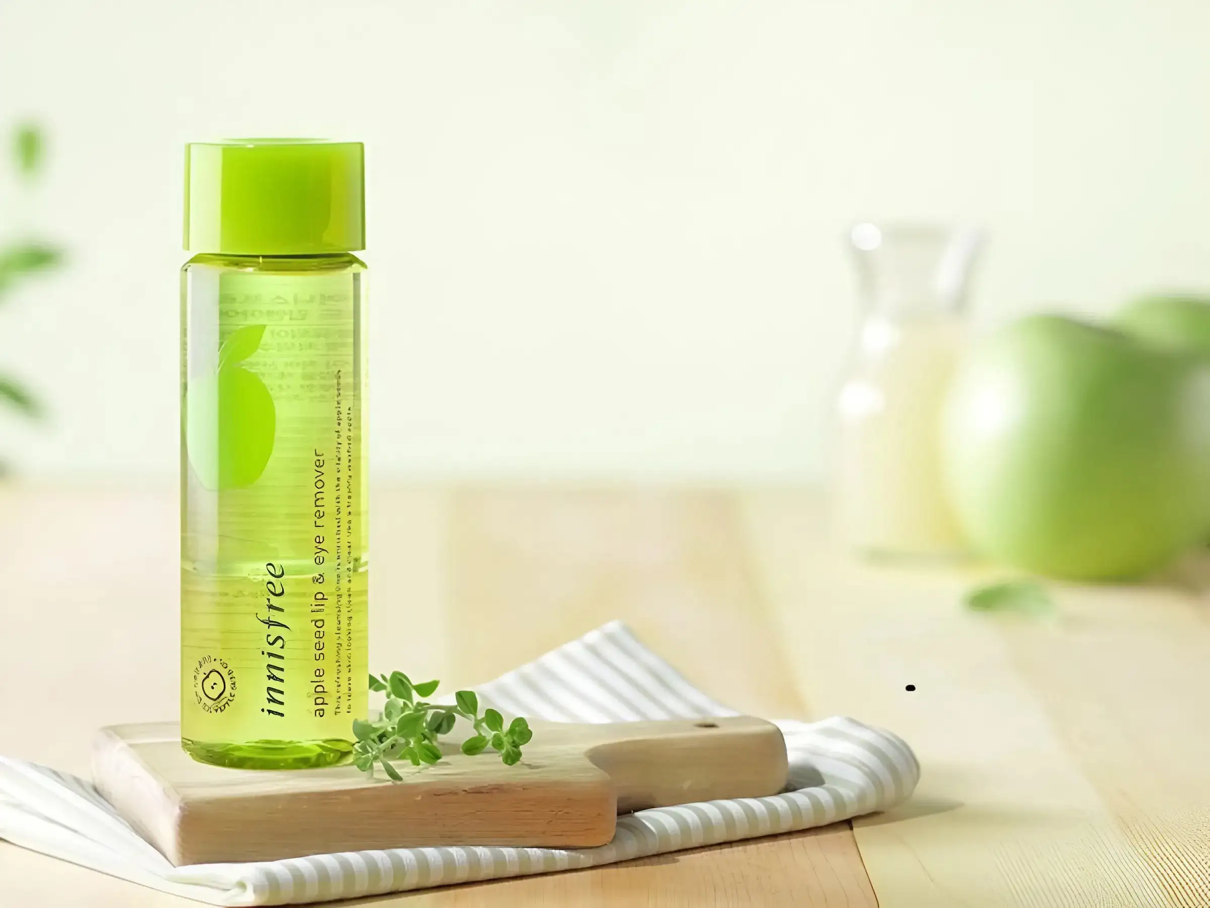 Innisfree Apple Seed Lip & Eye Remover