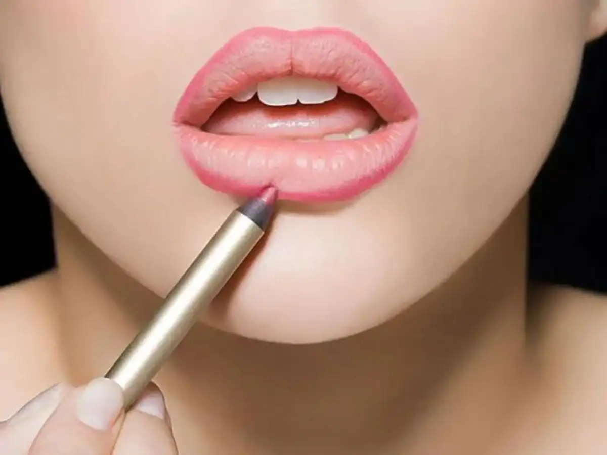 Giải Đáp Thắc Mắc Thường Gặp Về Son Môi