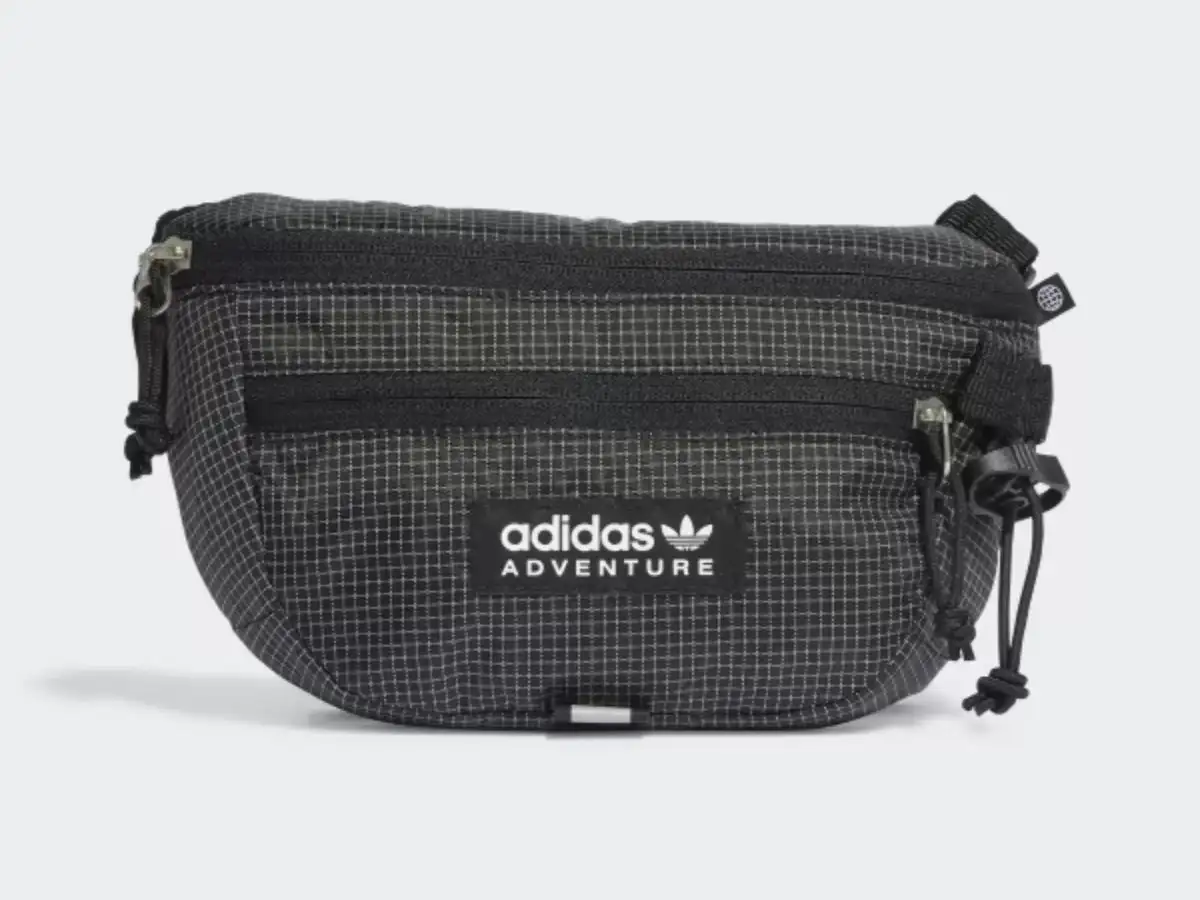 Mẫu Adventure Adidas là một thiết kế mới nhận được sự đón nhận tích cực từ người hâm mộ