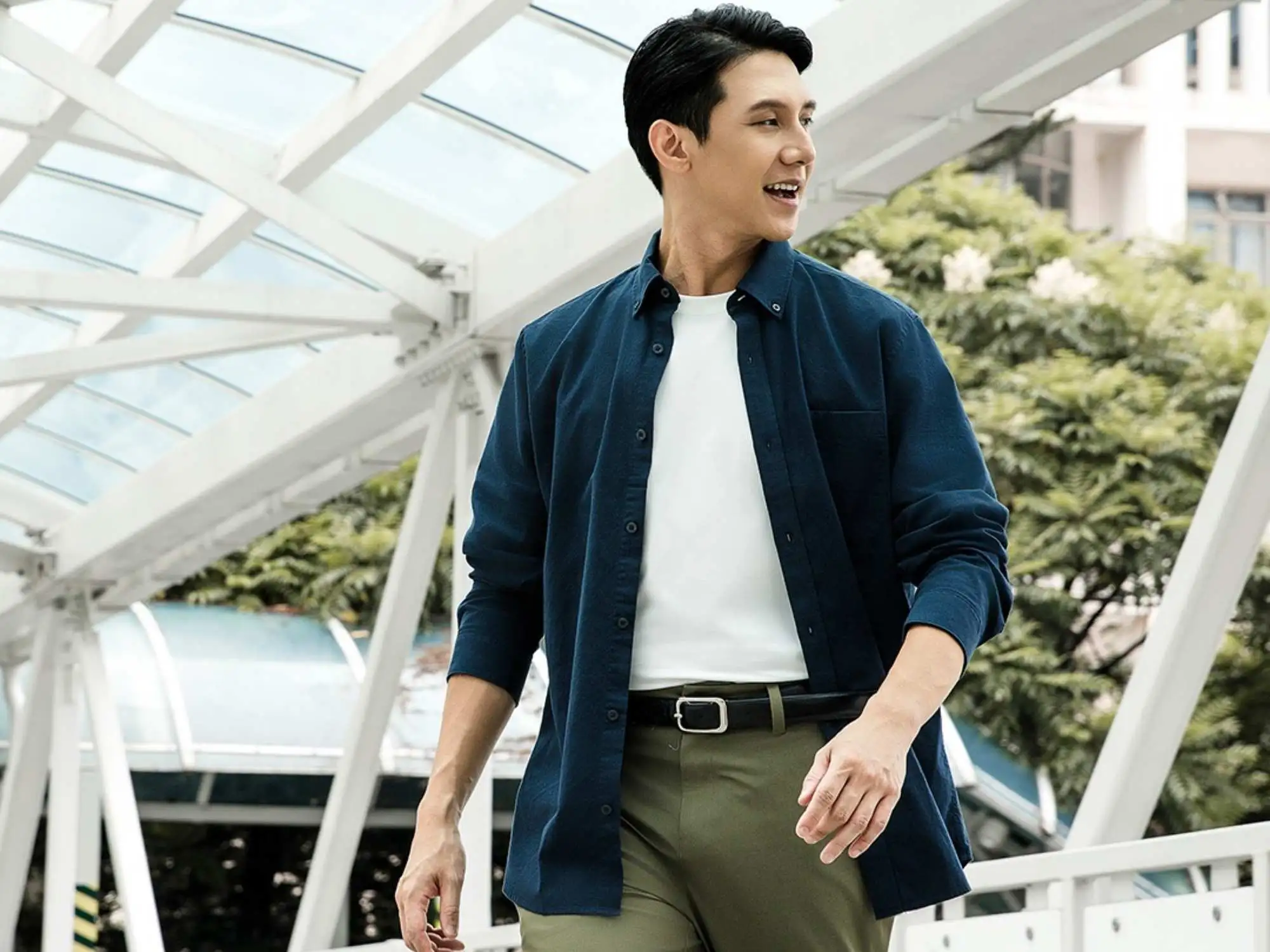 Áo sơ mi Essentials Cotton trơn, kiểu dáng cơ bản, phong cách thường ngày