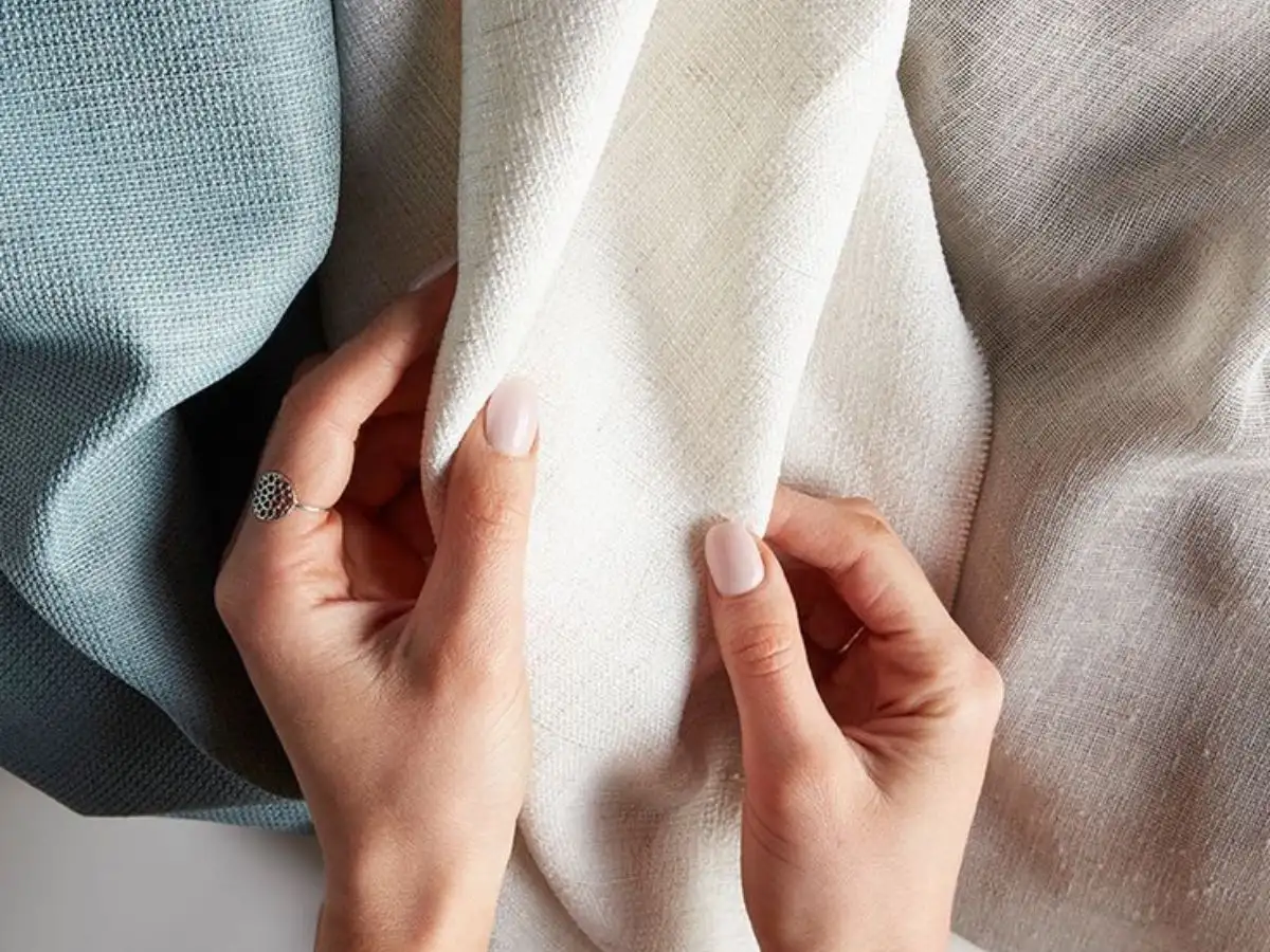 Áo unisex chất liệu tốt mang lại cảm giác thoải mái khi mặc