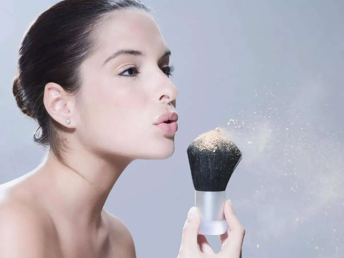 Để tránh các lỗi khi trang điểm bạn nên lưu ý một vài điểm
