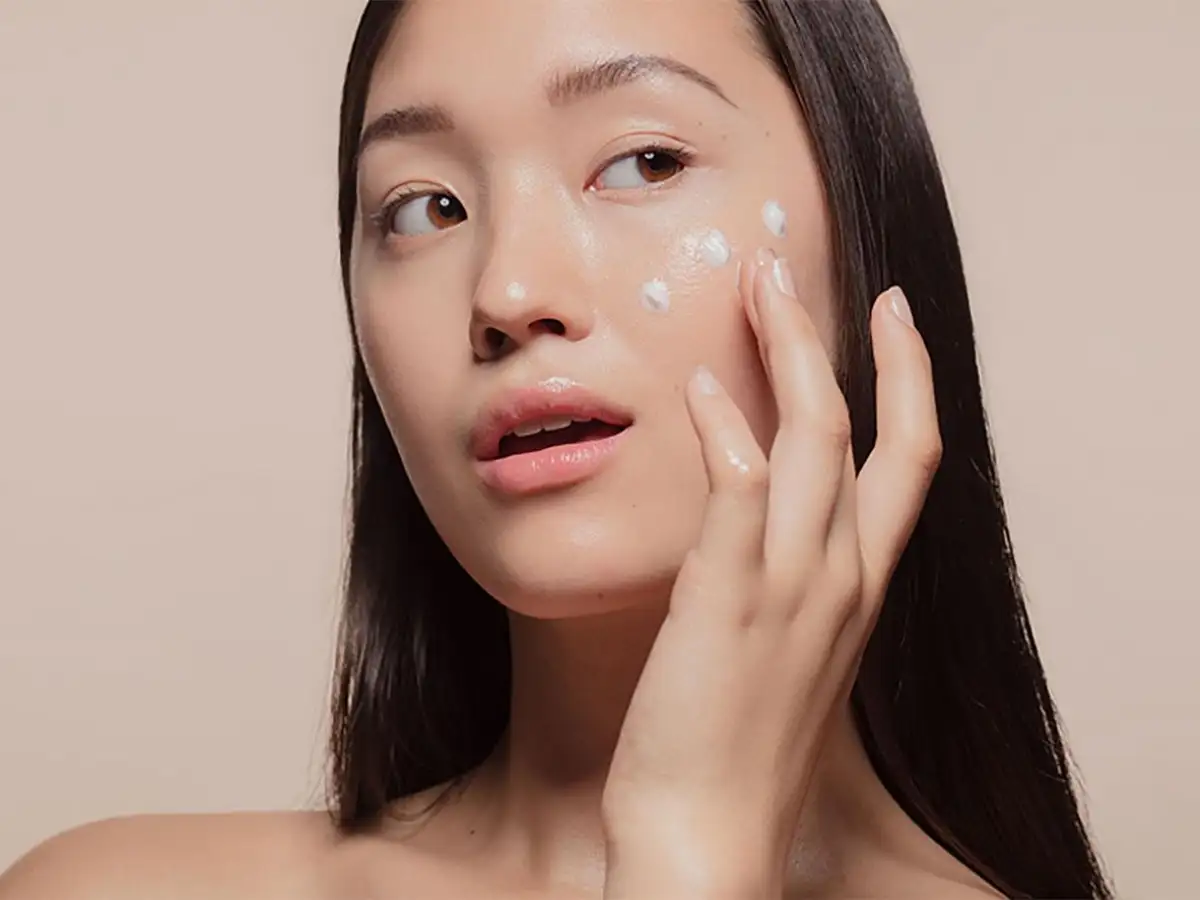 Skincare đều đặn sẽ giúp da được khoẻ mạnh