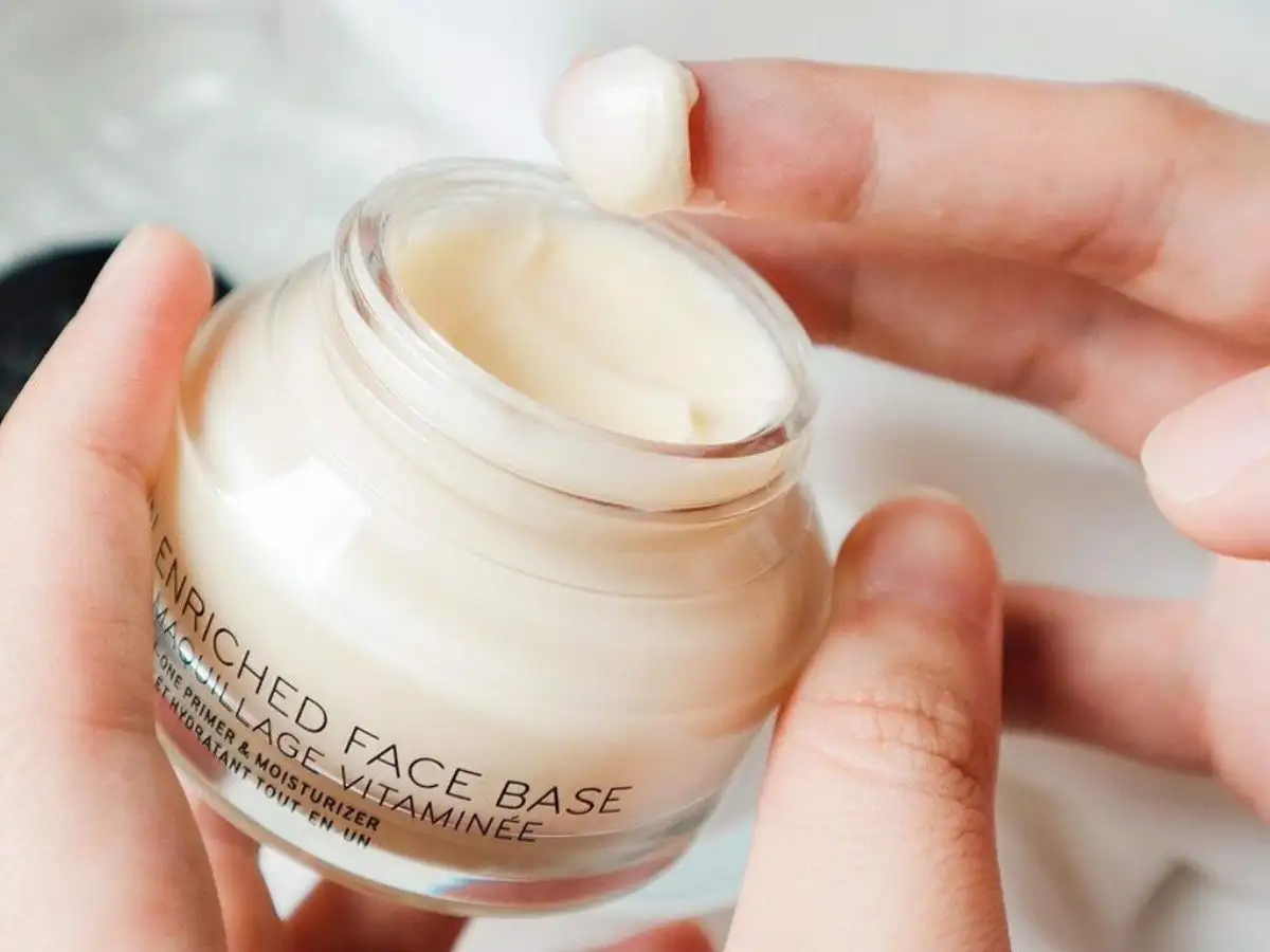Kem lót là bước cuối cùng trong chu trình chăm sóc da trước make up