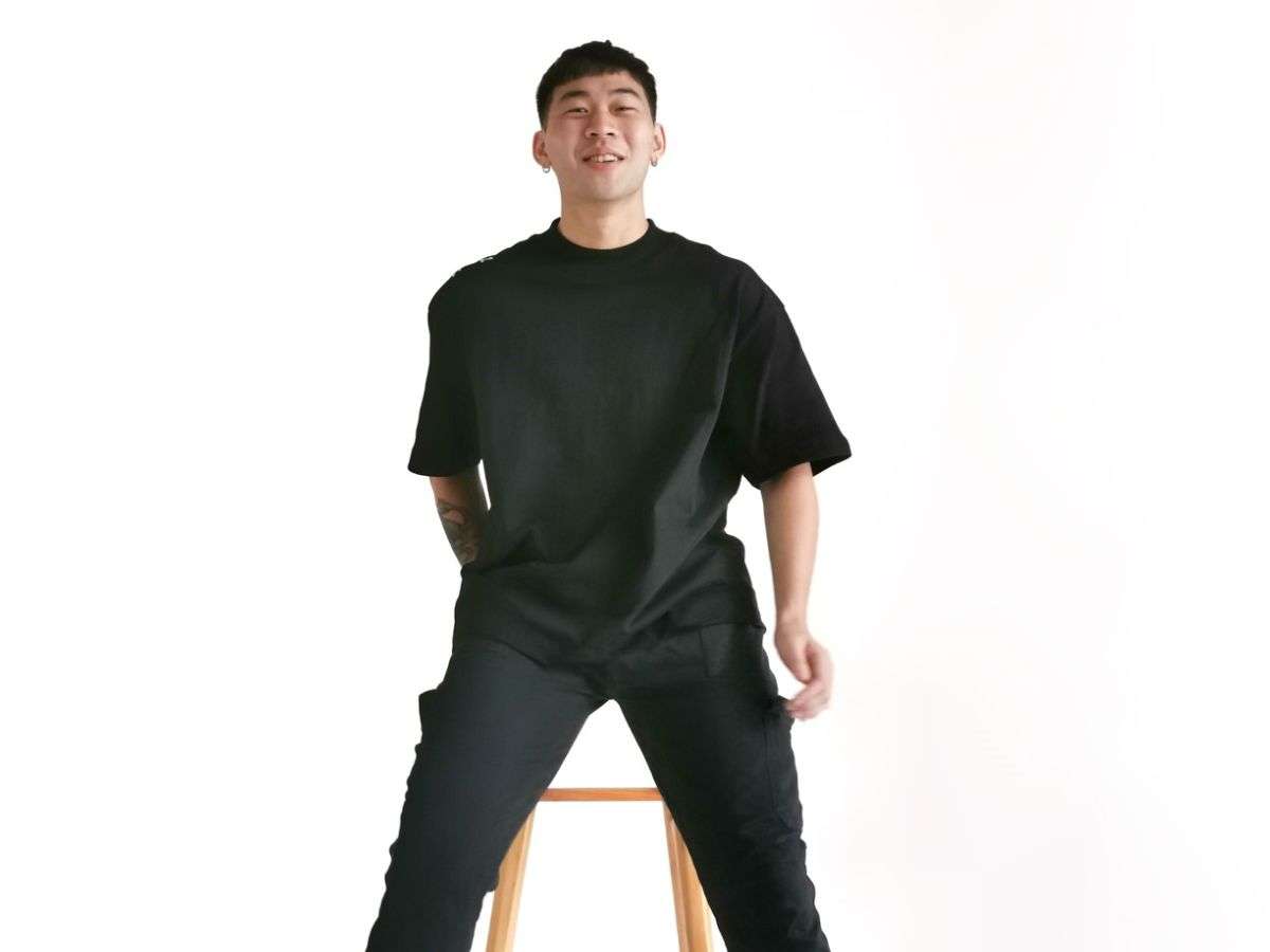 Áo thun oversize là item không thể thiếu