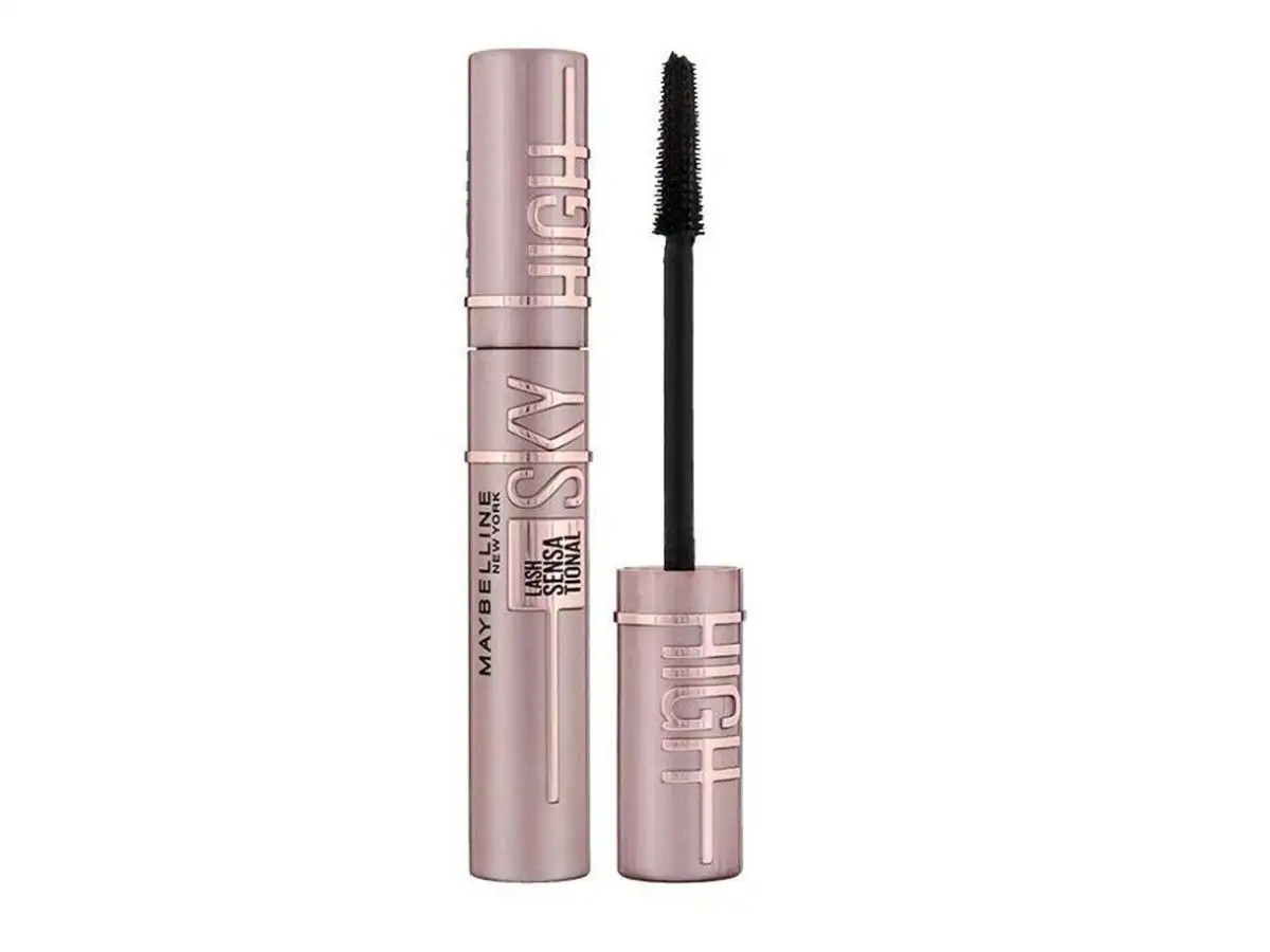 Mascara cũng là một vật dụng không thể thiếu