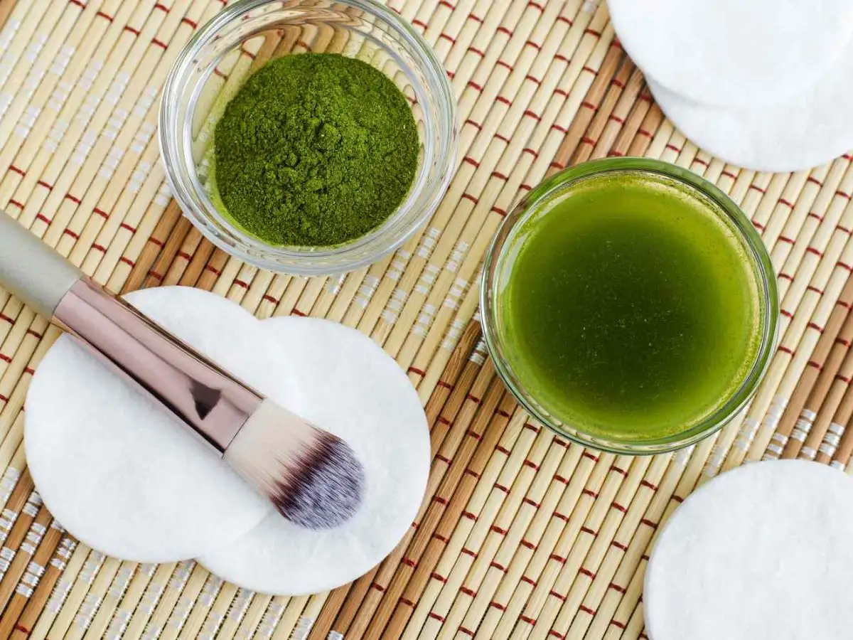 Chăm sóc da bằng trà xanh