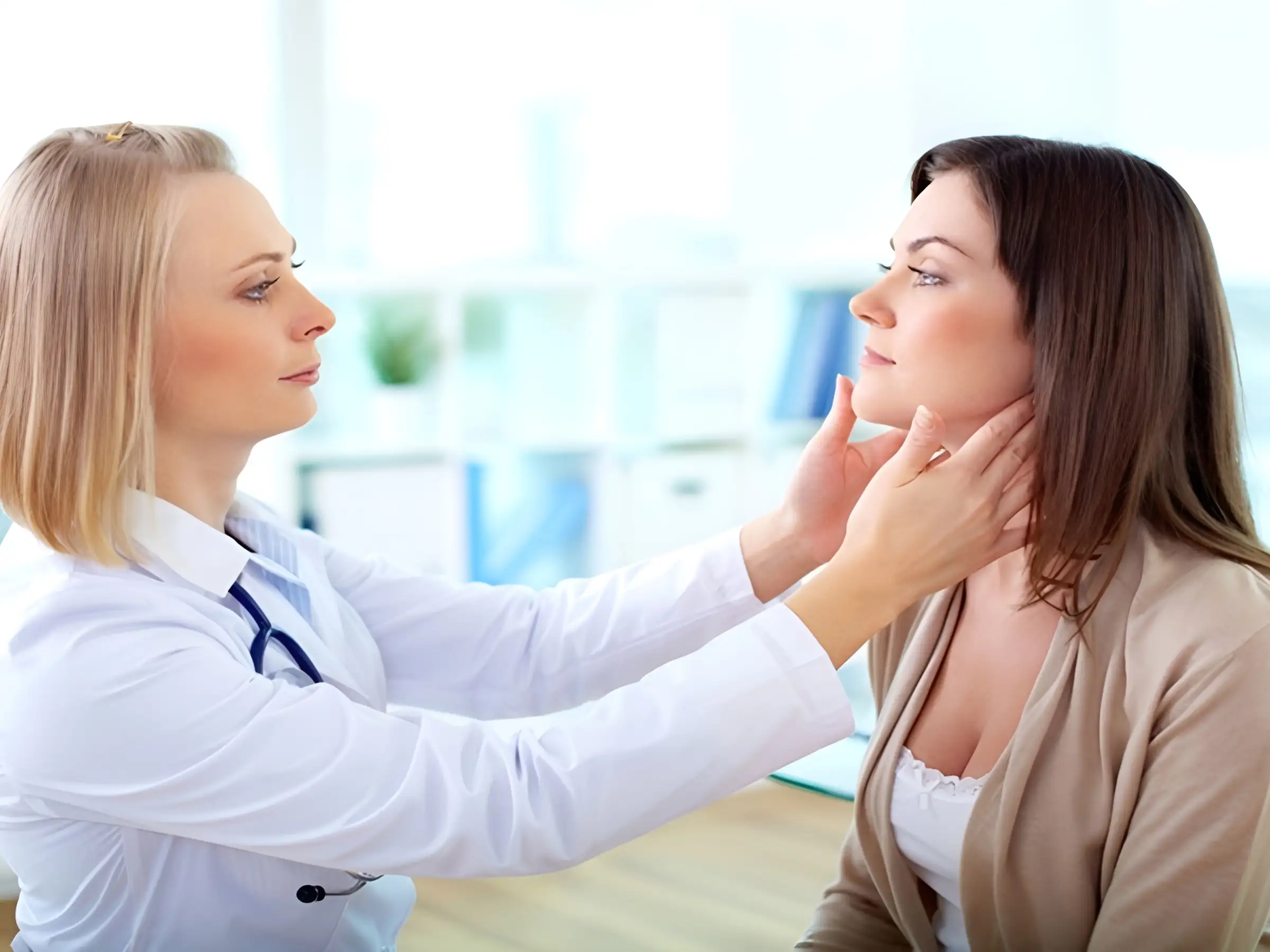 Khi Nào Cần Cầu Cứu Chuyên Gia Da Liễu?