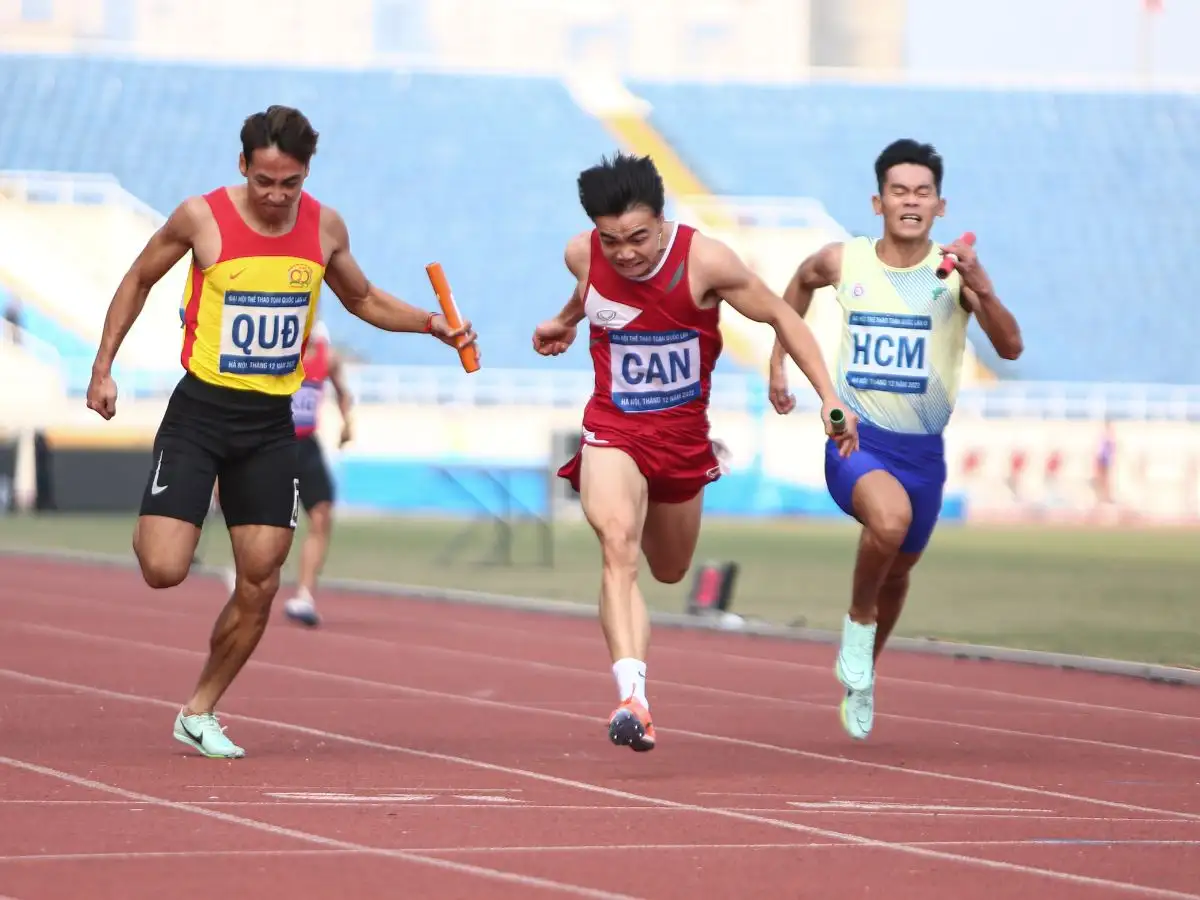 Chạy nước rút là một bài tập có thể giúp tăng cơ hiệu quả