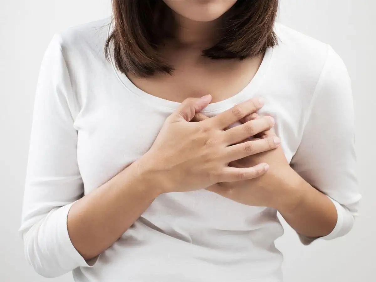 Chạy bộ sau sinh có thể khiến ngực bị căng tức nặng hơn