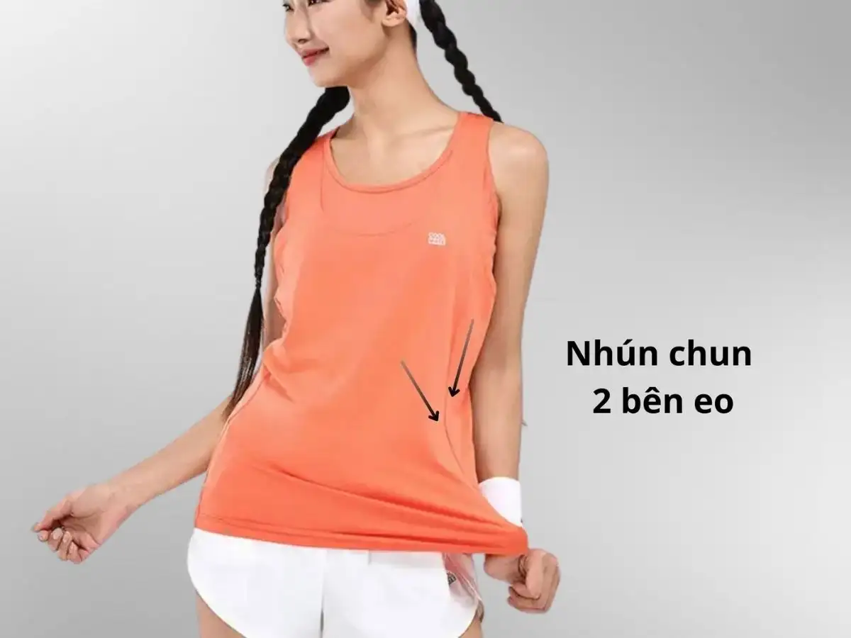 Chi tiết nhún chun 2 bên eo của áo singlet nữ Coolmate