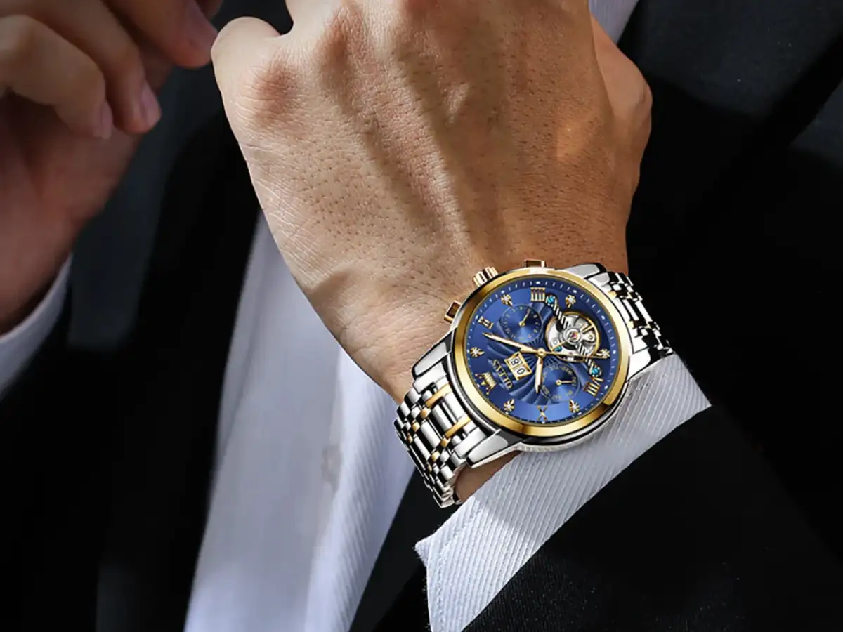 Kính sapphire là lựa chọn đáng cân nhắc nếu bạn muốn duy trì vẻ mới lâu dài