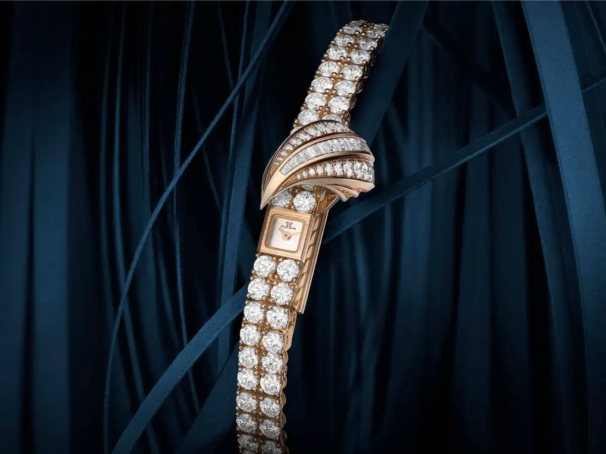 Đồng hồ Jaeger-LeCoultre Joaillerie 101 Manchette - thiết kế như một chiếc vòng tay kim cương tinh xảo 