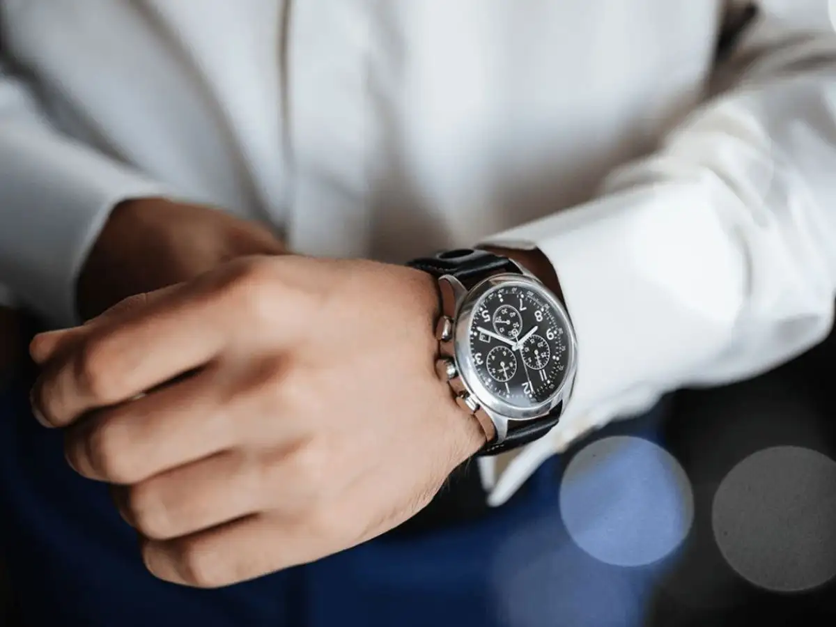 Dù mức giá không cao, người dùng vẫn có thể sở hữu một chiếc đồng hồ chính hãng đáng tin cậy