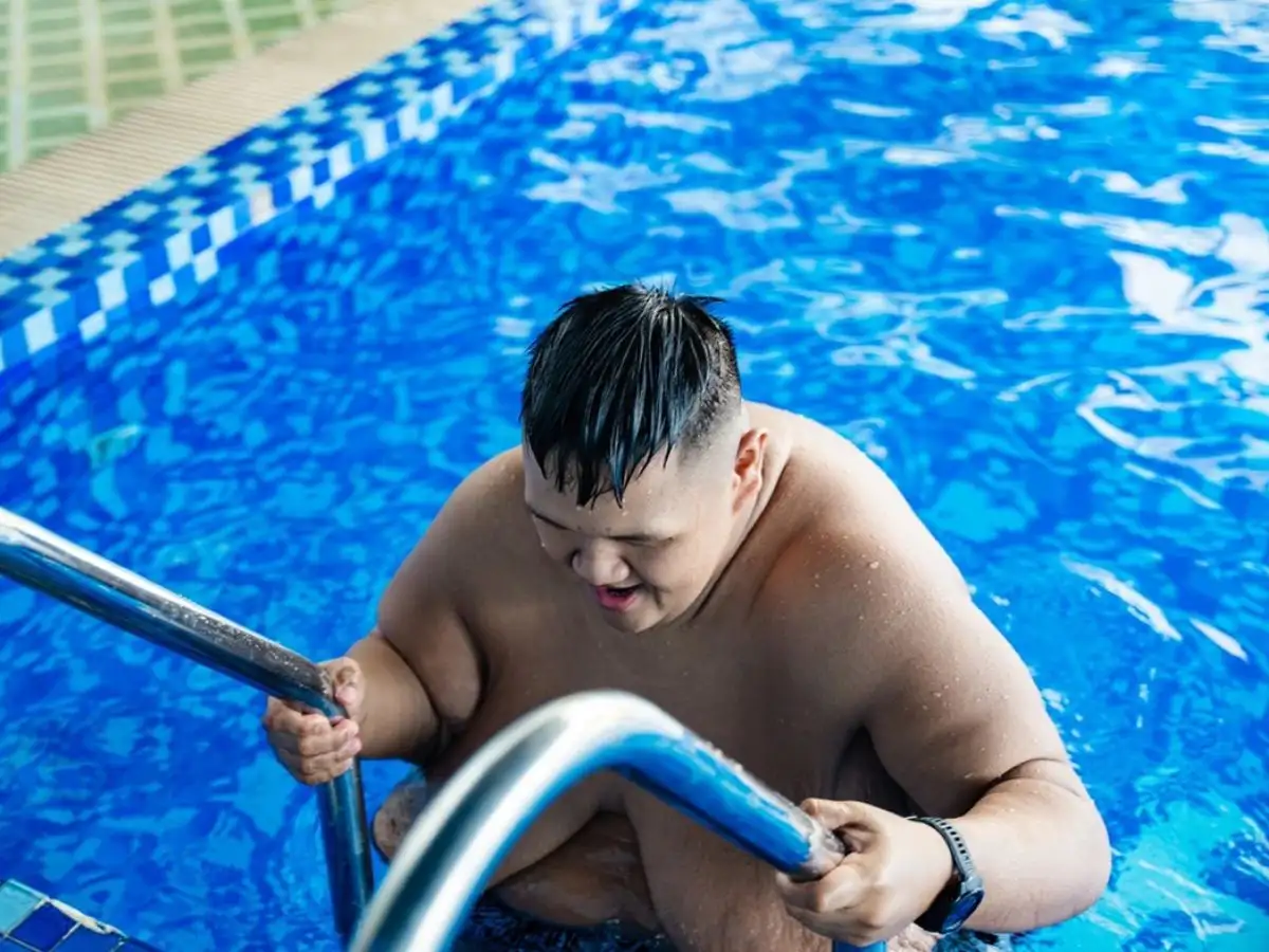 Bơi lội giúp giảm mỡ và đốt cháy calo hiệu quả