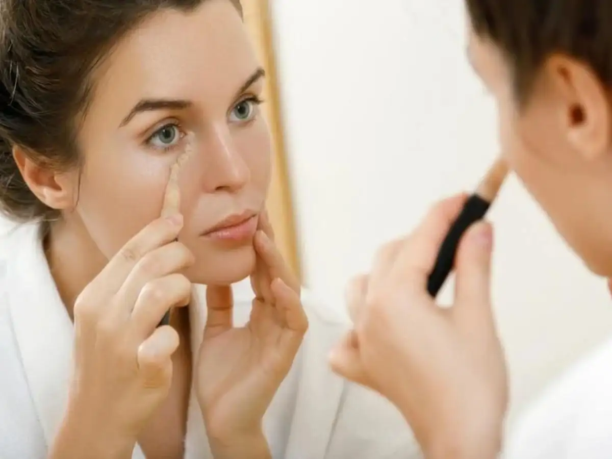 Chọn che khuyết điểm phù hợp với da giúp nền đẹp hơn