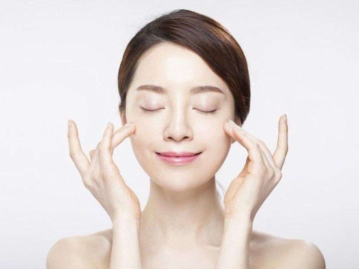 Để có lớp nền hoàn hảo với cushion, bạn không thể bỏ qua những bước chuẩn bị cơ bản này
