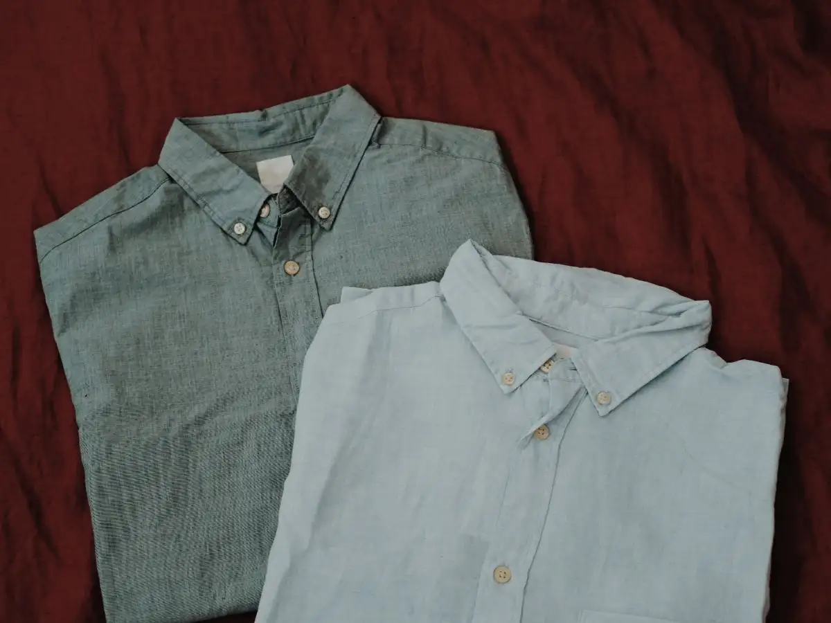 Có thể kết hợp sơ mi linen cùng quần đũi