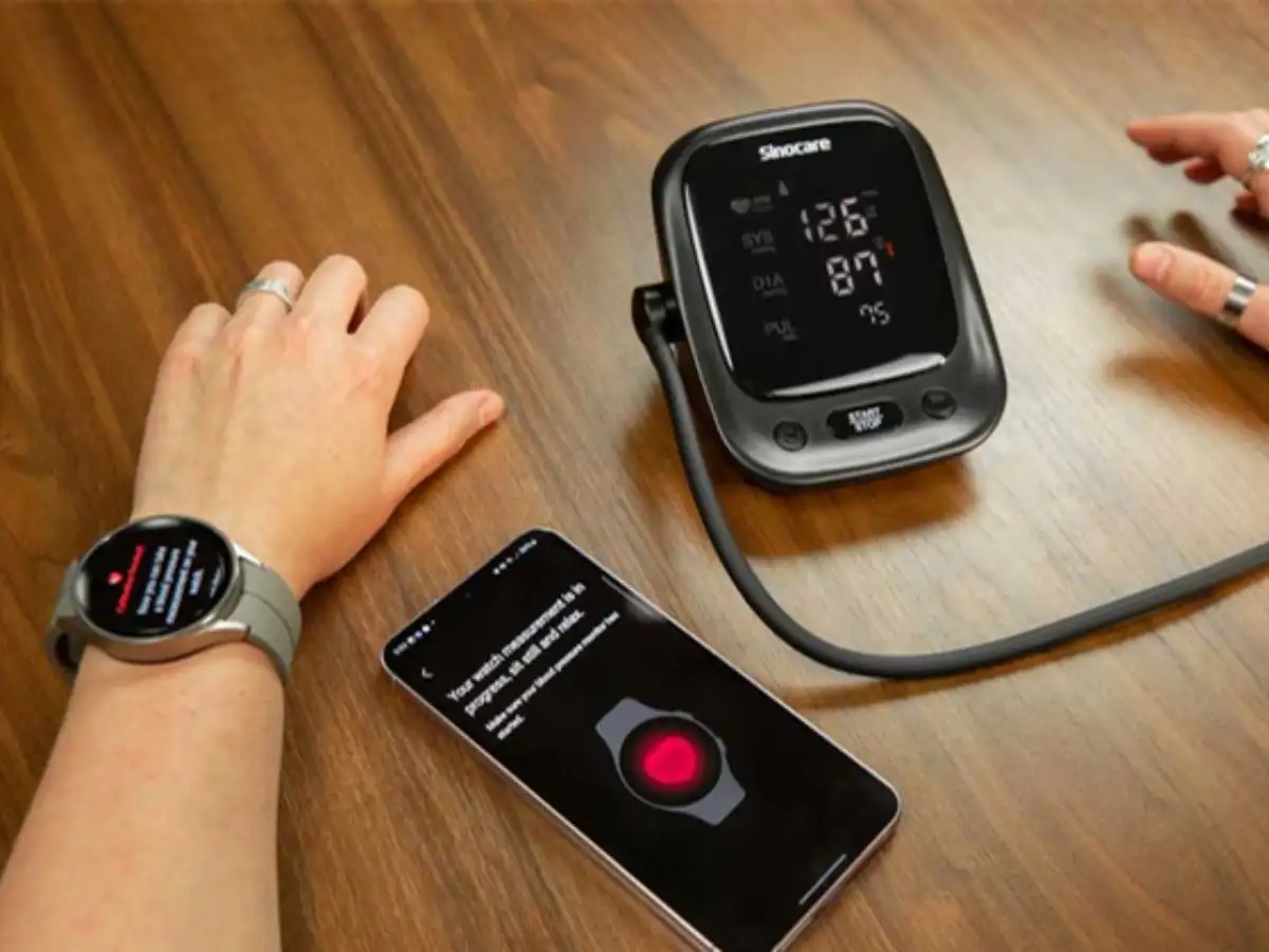 Đồng hồ nên kết nối tương thích với điện thoại để đồng bộ dữ liệu nhanh chóng