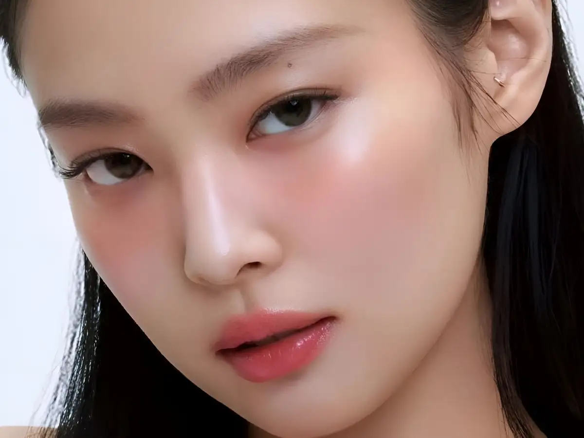 Má hồng kem có dùng cho mắt hay môi được không?
