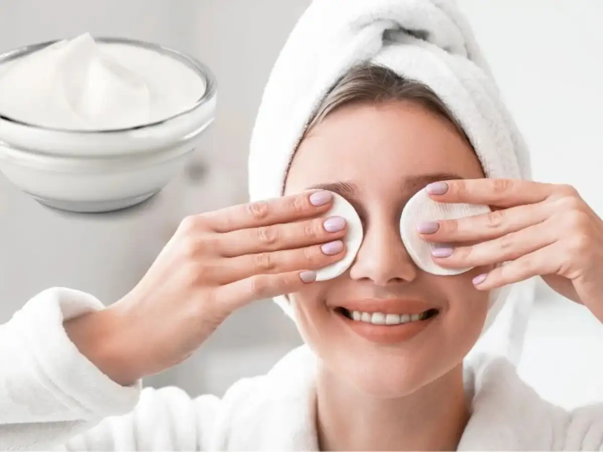 Chọn kết cấu dầu tẩy trang phù hợp để tránh làm da lên mụn