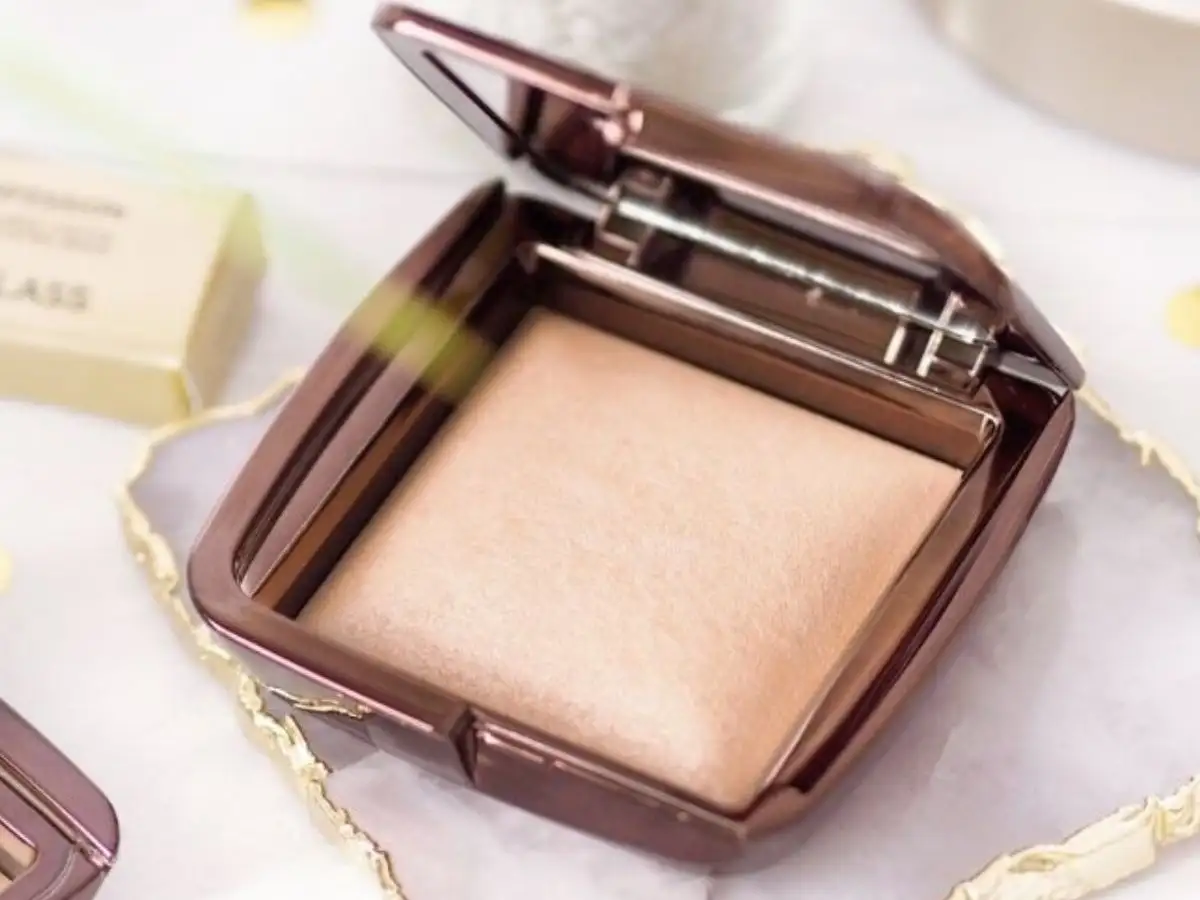 Nên ưu tiên những sản phẩm highlighter có thành phần an toàn