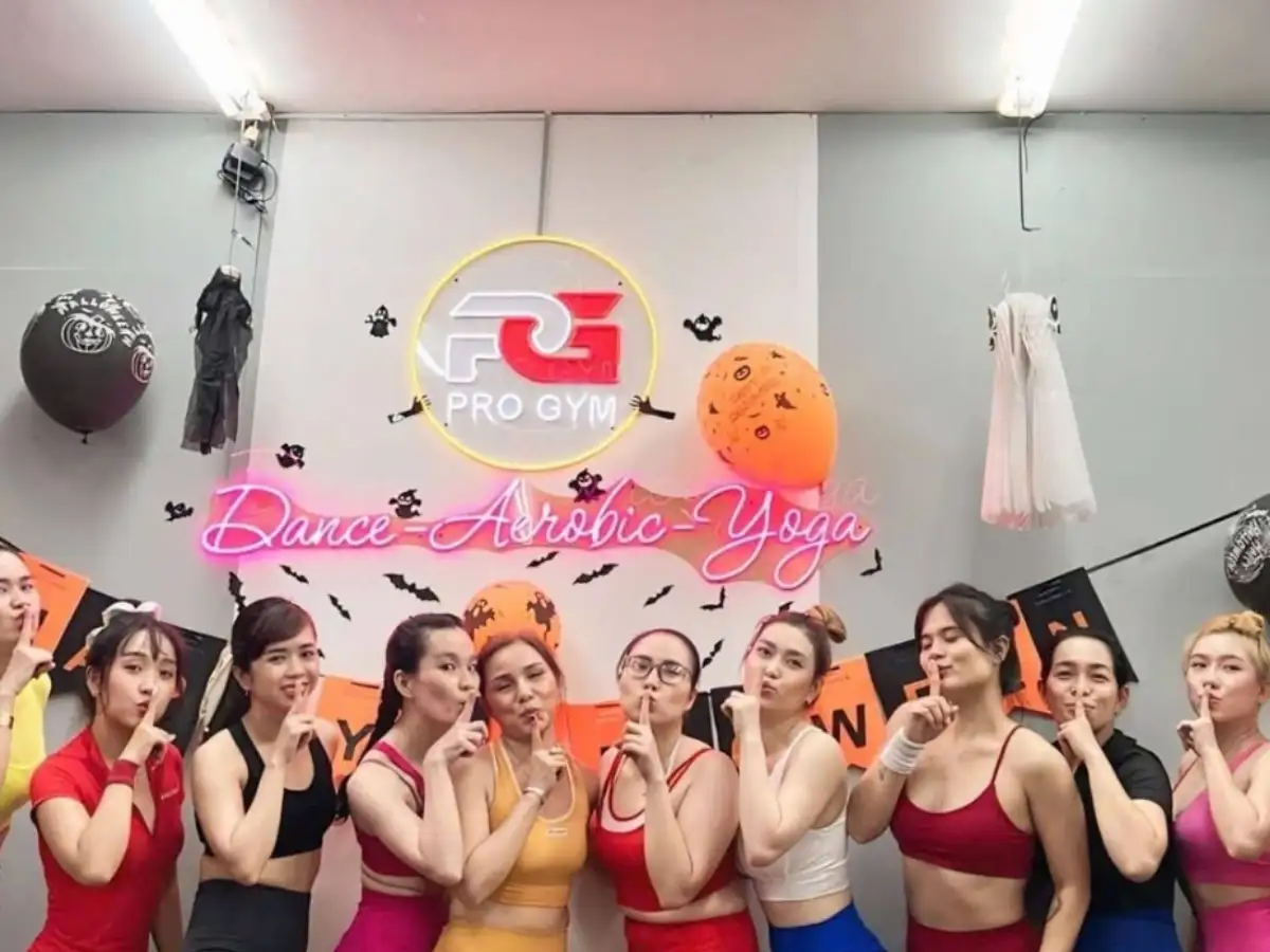 Pro Gym Quận 4 cũng là một lựa chọn cho những ai muốn kết hợp gym và yoga