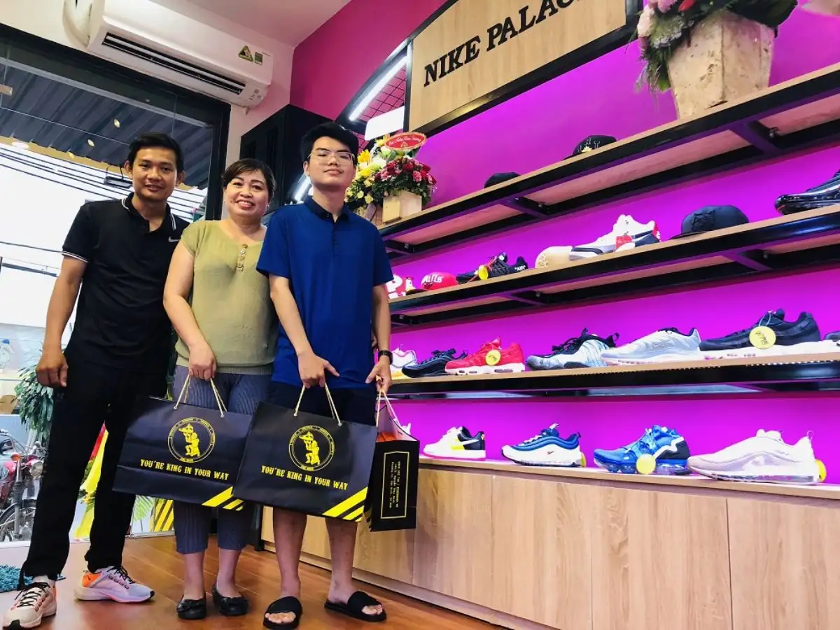 King Shoes là một trong những địa chỉ mua sắm sneaker chính hãng hàng đầu tại TP.HCM